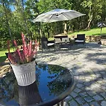 Obytny Vagon Bzova Belec Luxury tent Kamberk