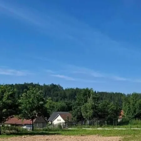 Luxury tent Obytny Vagon Bzova Belec