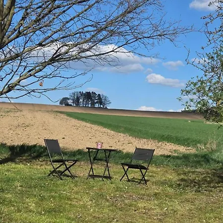 Obytny Vagon Bzova Belec Luxury tent Kamberk